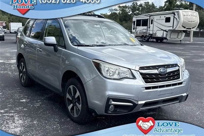 2017 Subaru Forester 2.5i Premium photo 1