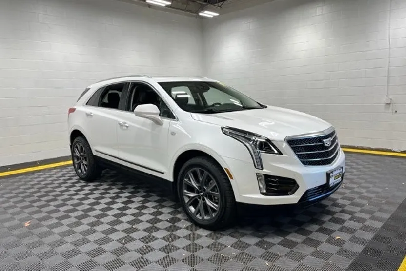2019 Cadillac XT5 Luxury photo 1