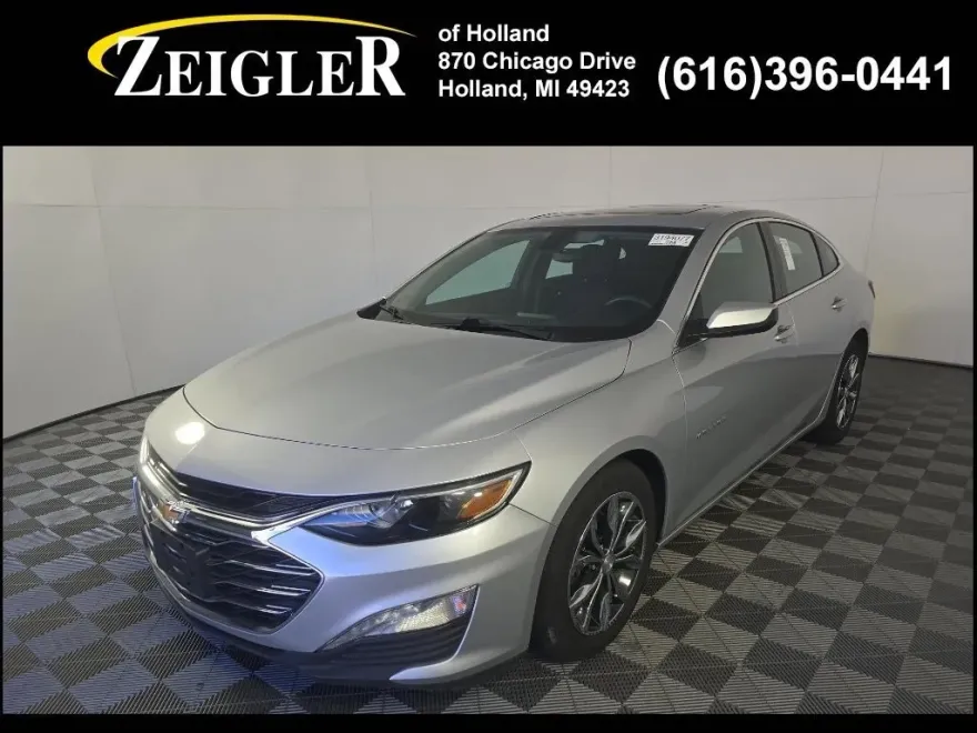 2022 Chevrolet Malibu 1LT photo 1