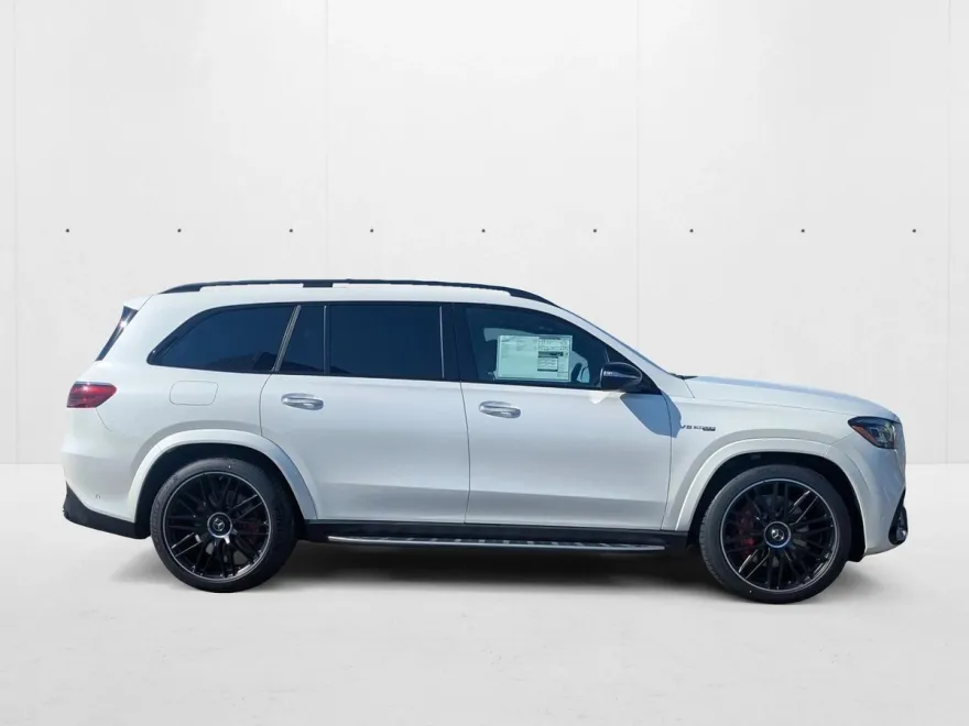 2026 Mercedes Benz GLS AMG 63 4MATIC photo 1