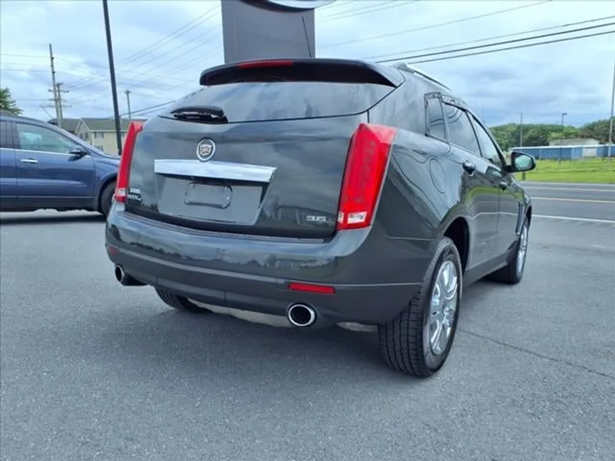 2015 Cadillac SRX Luxury photo 1