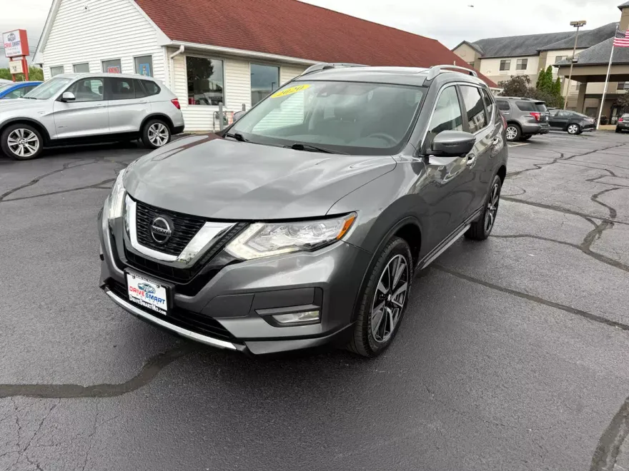 2020 Nissan Rogue SL AWD photo 1