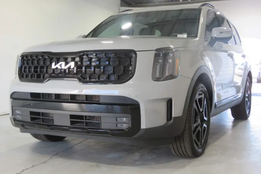 2024 Kia Telluride X-Line photo 1