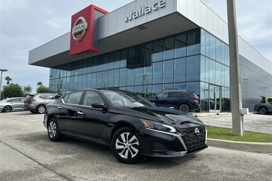 2025 Nissan Altima 2.5 S photo 1