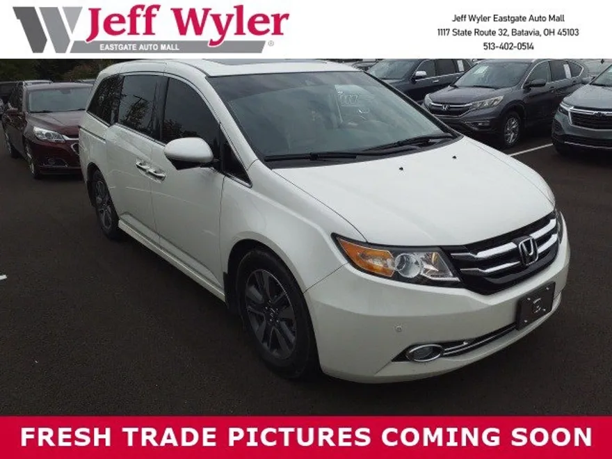 2016 Honda Odyssey Touring Elite photo 1