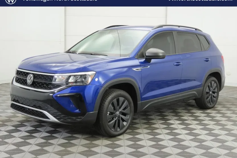 2024 Volkswagen Taos S photo 1
