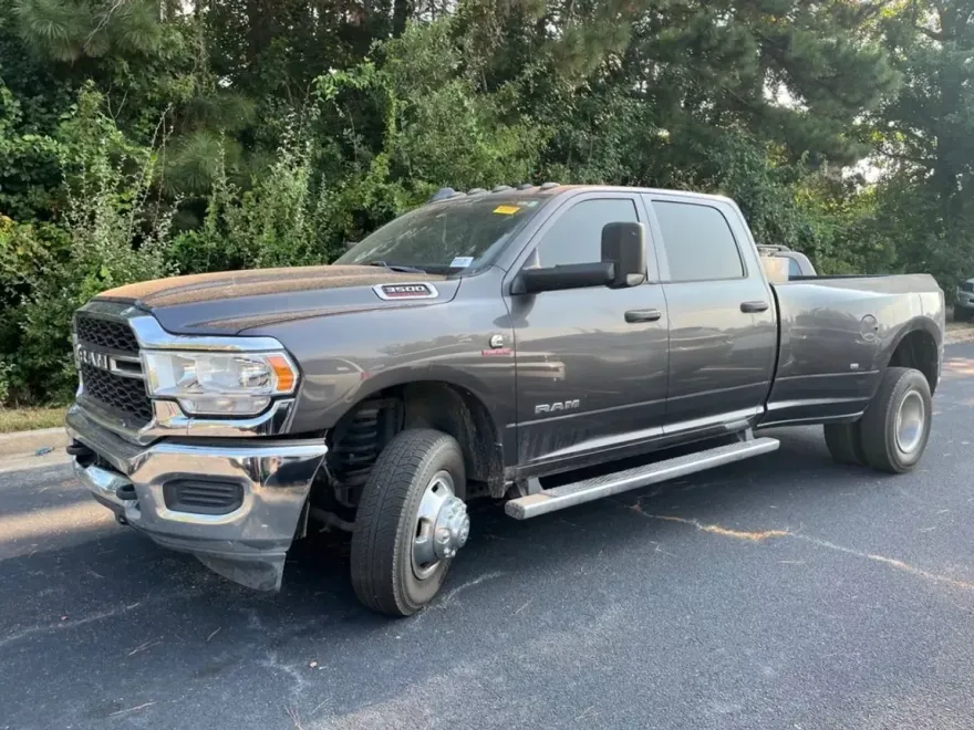 2020 Ram 3500 Tradesman photo 1