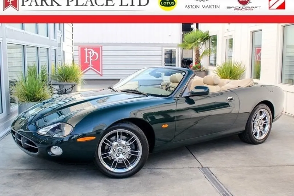 2004 Jaguar XK 8 photo 1