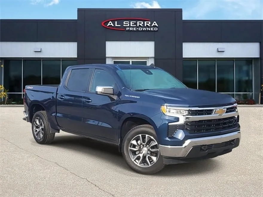 2023 Chevrolet Silverado 1500 LT photo 1