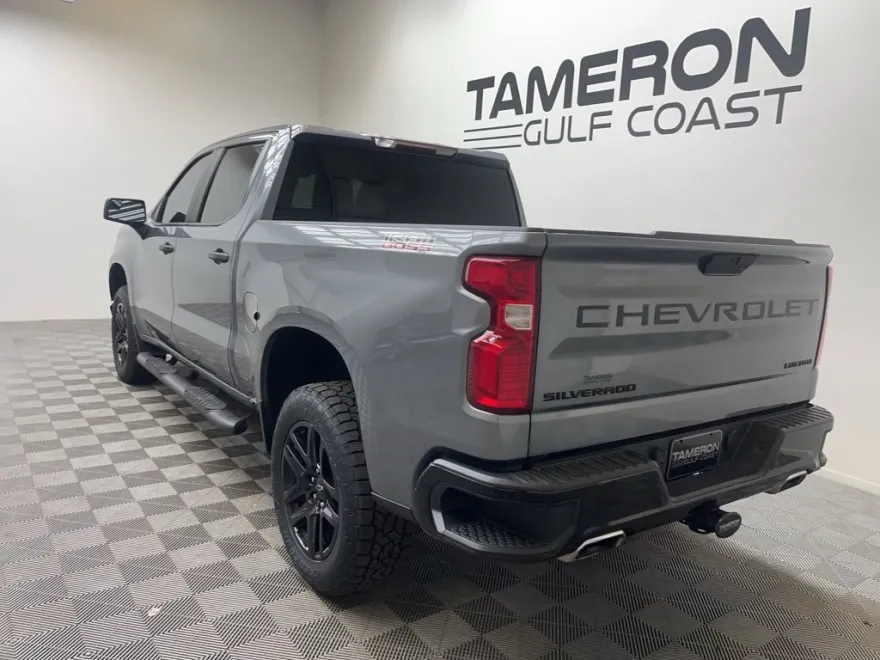 2021 Chevrolet Silverado 1500 Custom Trail Boss photo 1