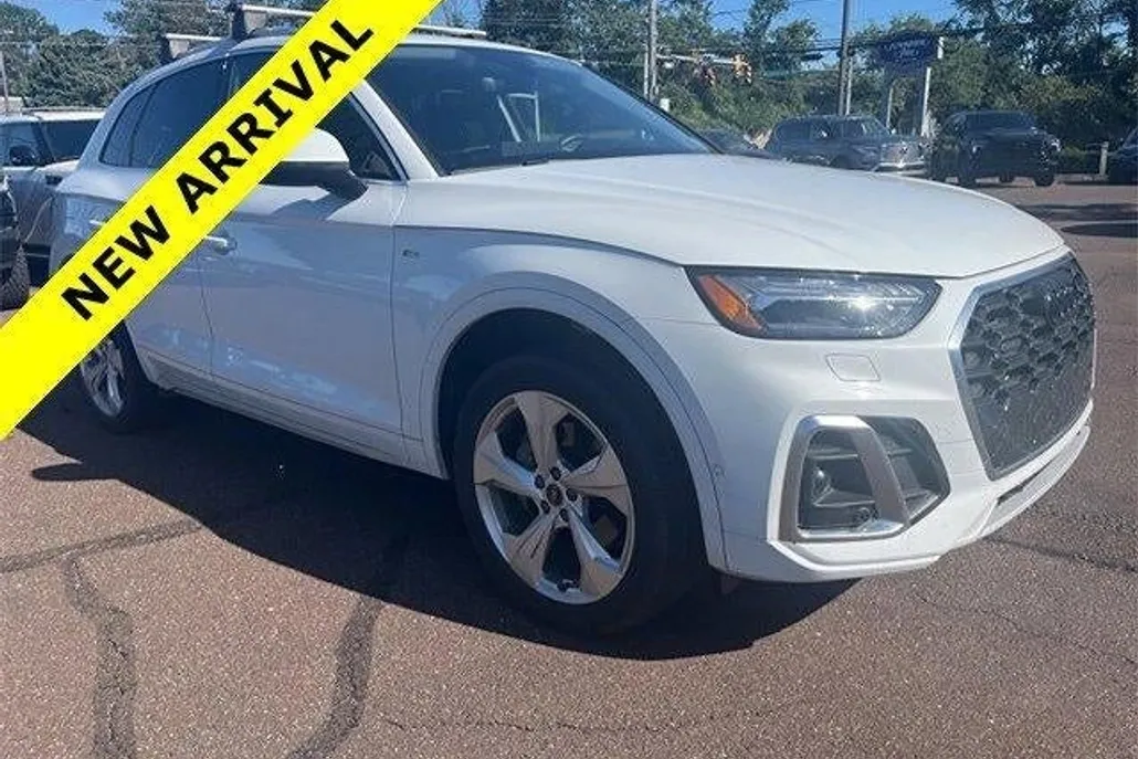 2022 Audi Q5 S line Prestige 45 TFSI Premium photo 1