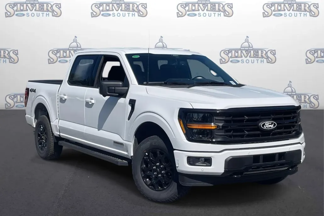 2025 Ford F-150 XLT photo 1