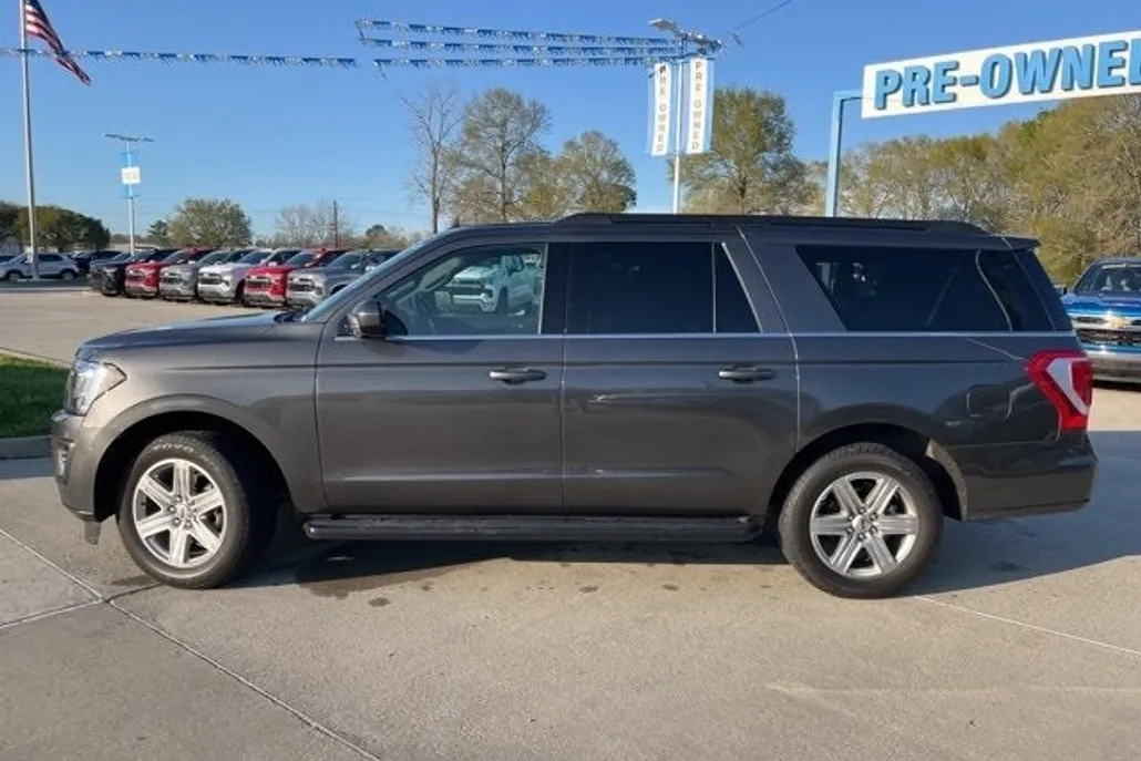 2021 Ford Expedition MAX XLT photo 1