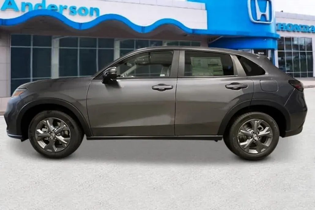 2026 Honda HR-V LX photo 1