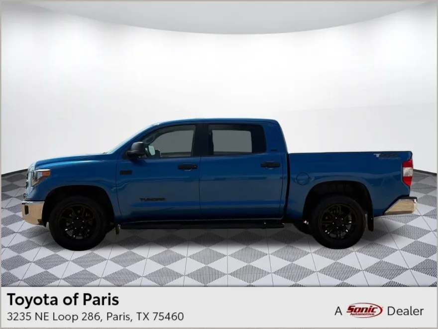 2018 Toyota Tundra SR5 photo 1