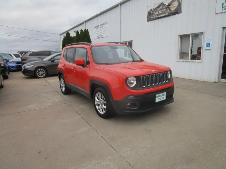 2017 Jeep Renegade Latitude photo 1