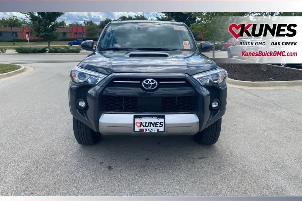 2024 Toyota 4Runner TRD Off-Road photo 1