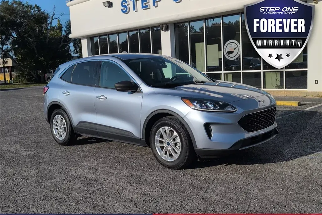 2022 Ford Escape SE photo 1