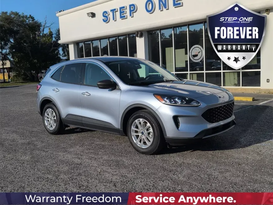 2022 Ford Escape SE photo 1