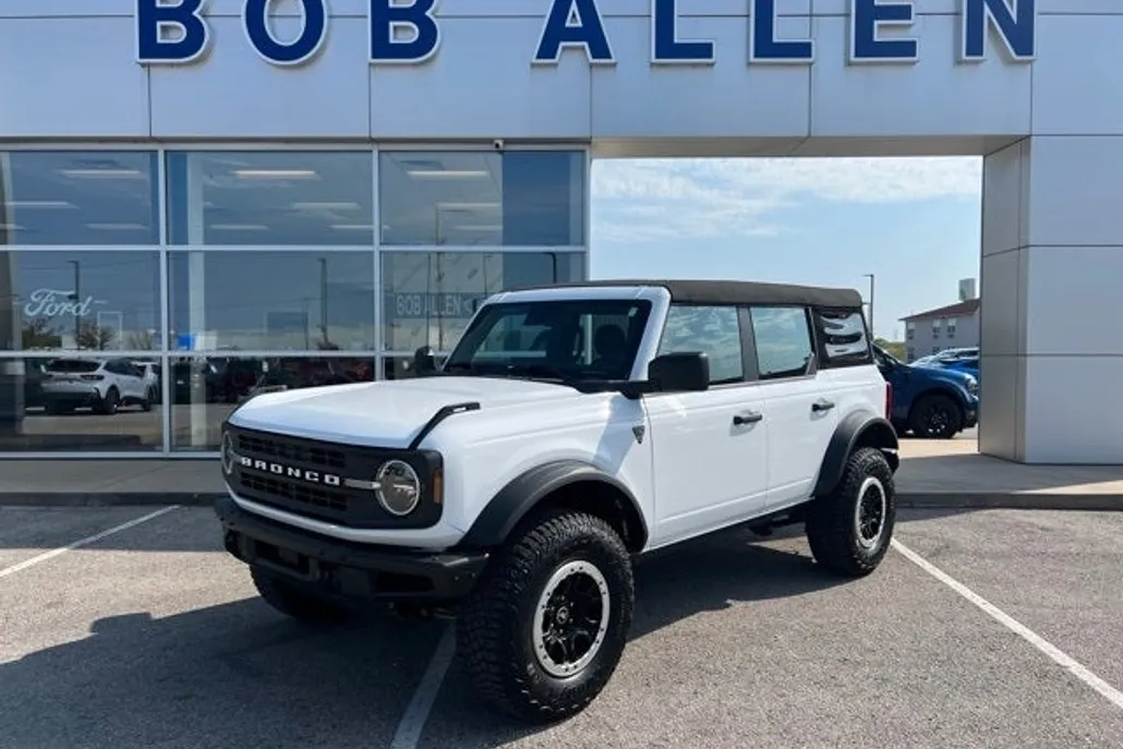2021 Ford Bronco Base photo 1