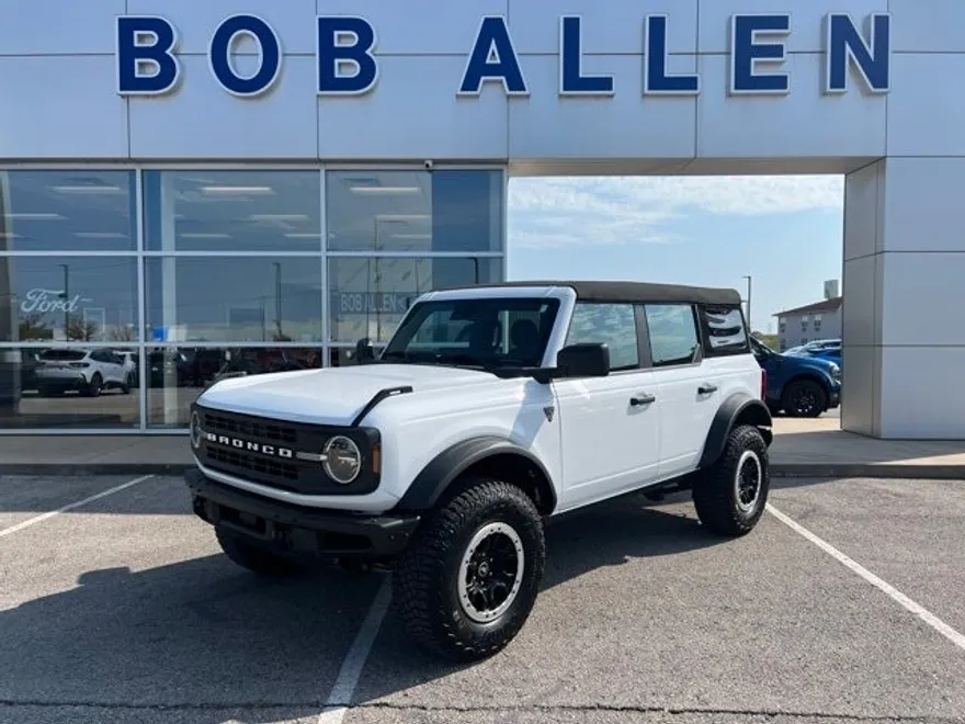 2021 Ford Bronco Base photo 1