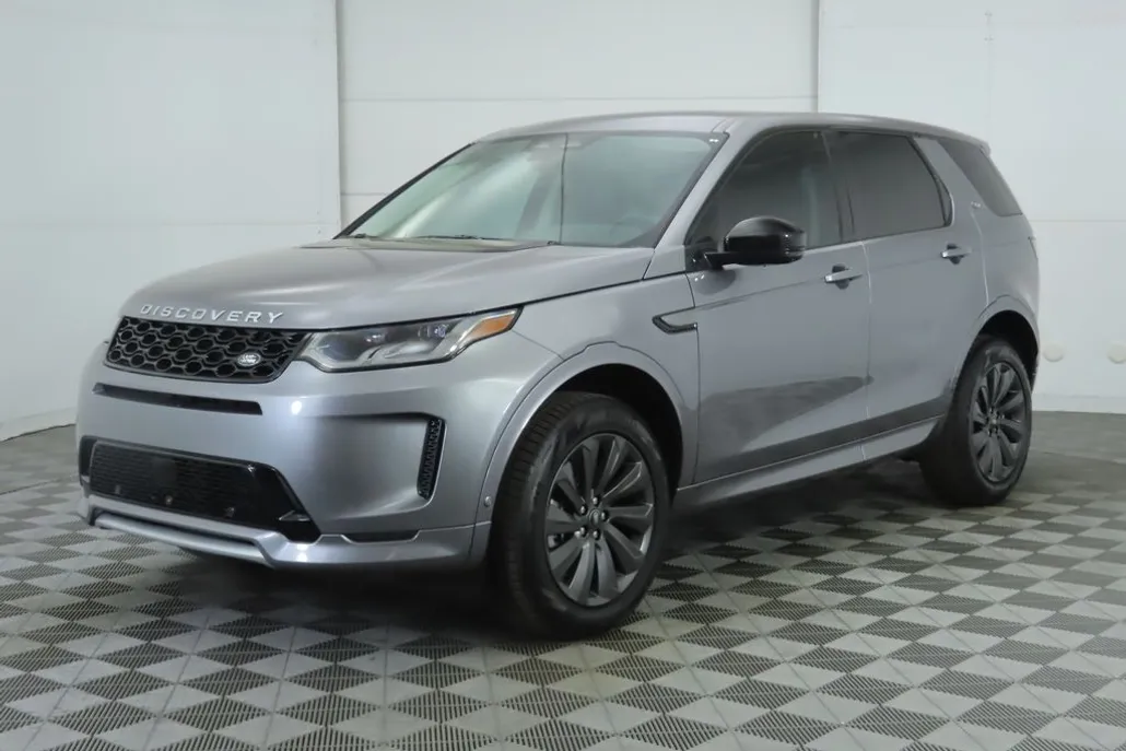 2025 Land Rover Discovery Sport S photo 1