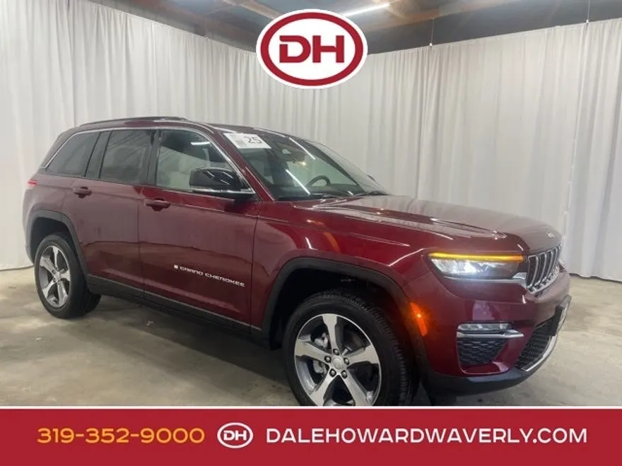 2025 Jeep Grand Cherokee Limited photo 1