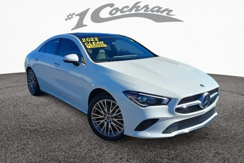 2022 Mercedes Benz CLA 250 4MATIC photo 1