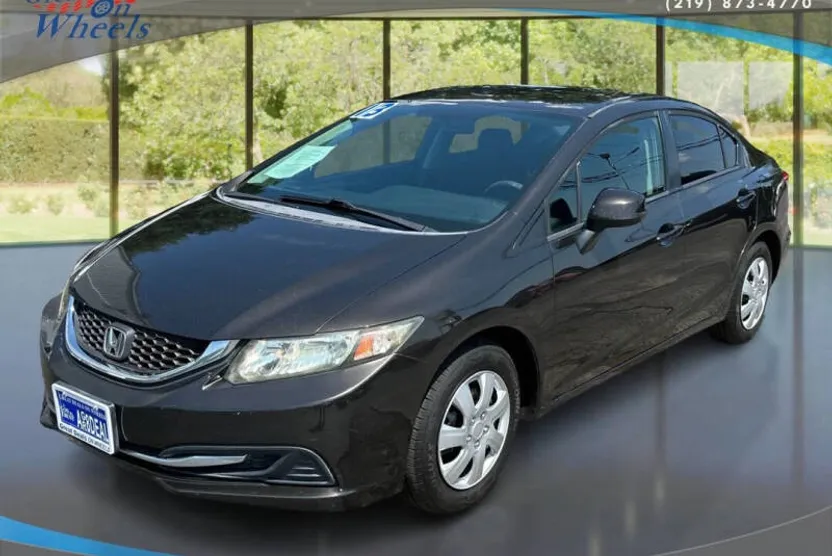2013 Honda Civic LX photo 1