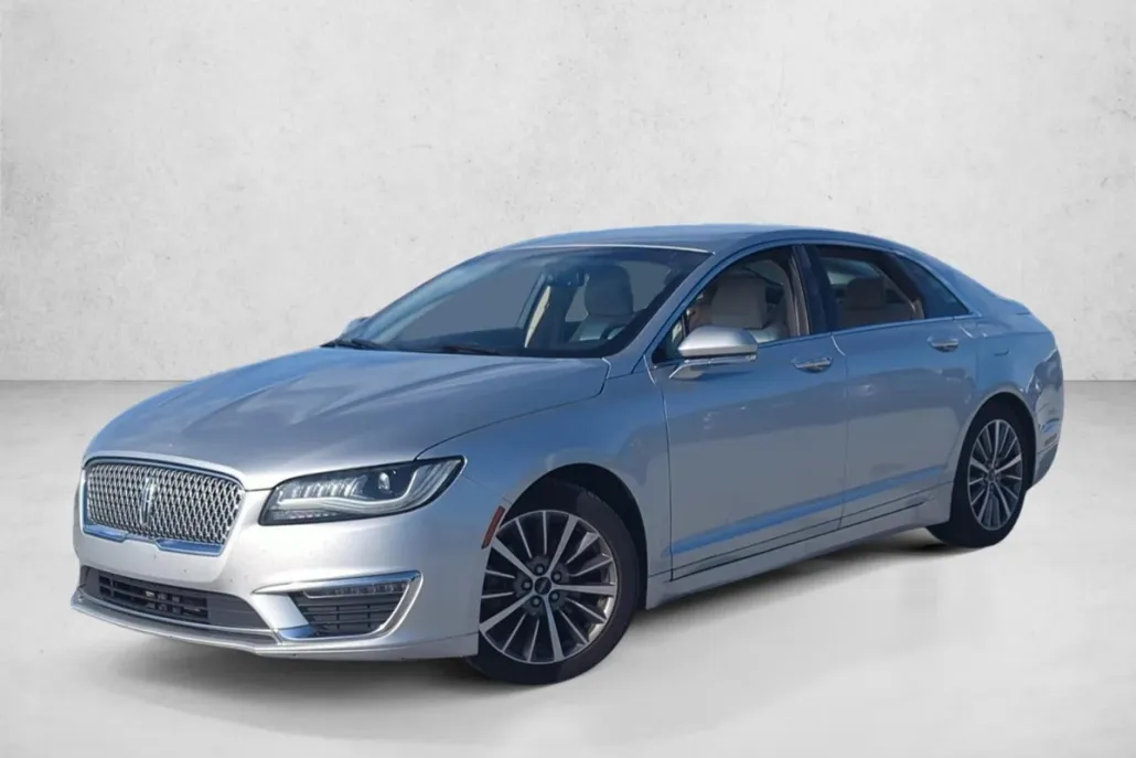2017 Lincoln MKZ Premiere photo 1