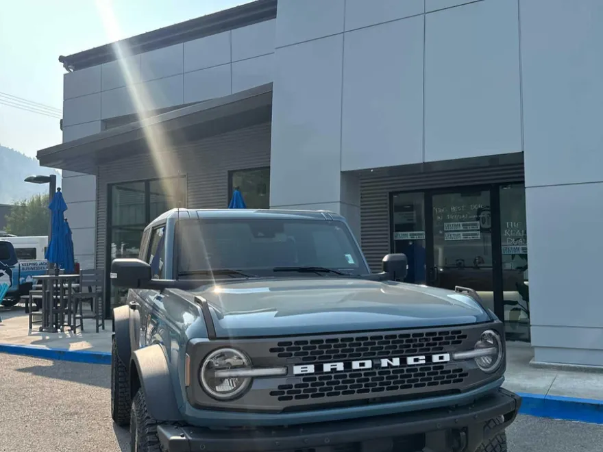 2022 Ford Bronco Badlands photo 1