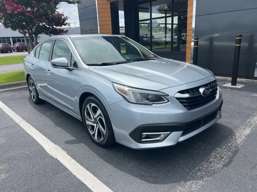 2022 Subaru Legacy Limited photo 1