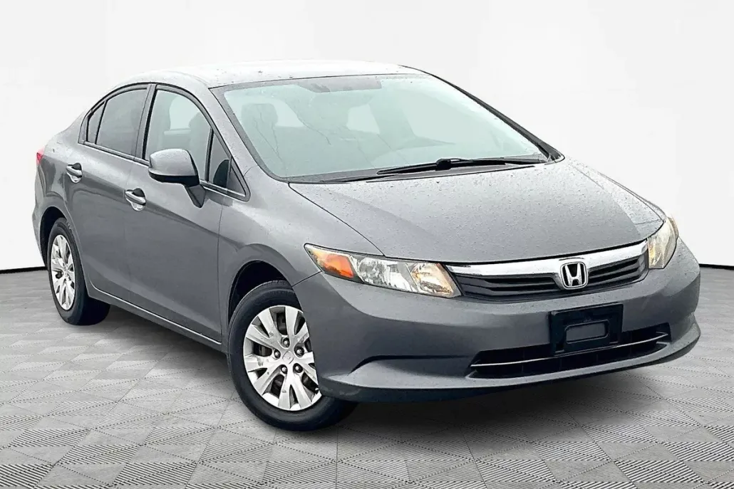 2012 Honda Civic LX photo 1