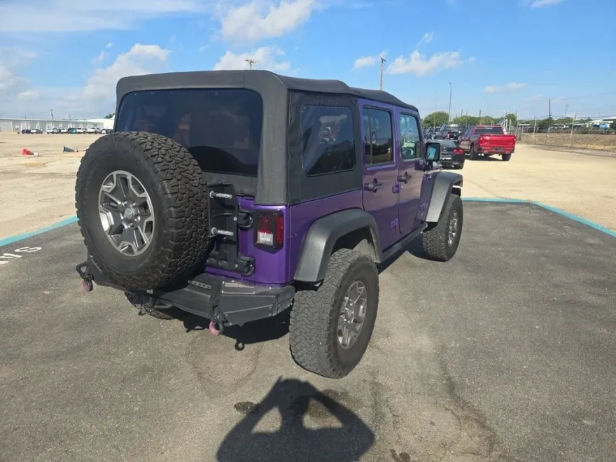 2017 Jeep Wrangler Unlimited Rubicon photo 1