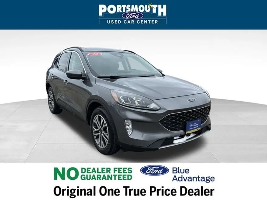 2022 Ford Escape SEL photo 1