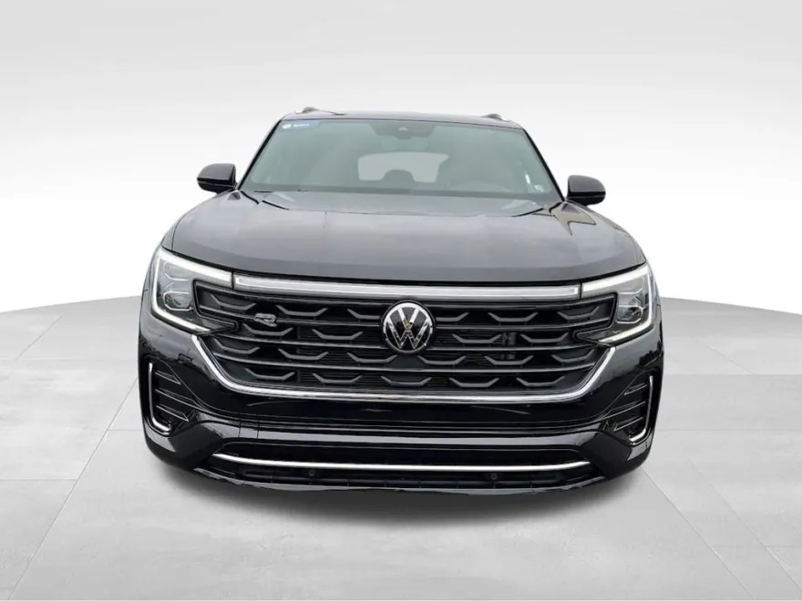 2024 Volkswagen Atlas Cross Sport SEL R-Line photo 1