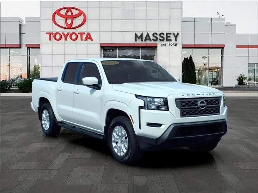 2022 Nissan Frontier SV photo 1