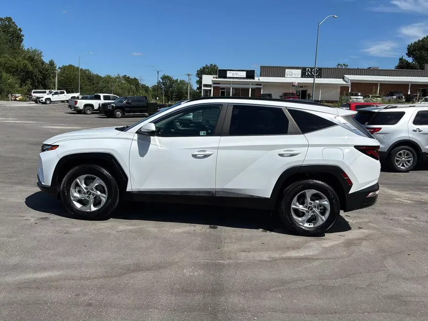 2024 Hyundai Tucson SEL photo 1