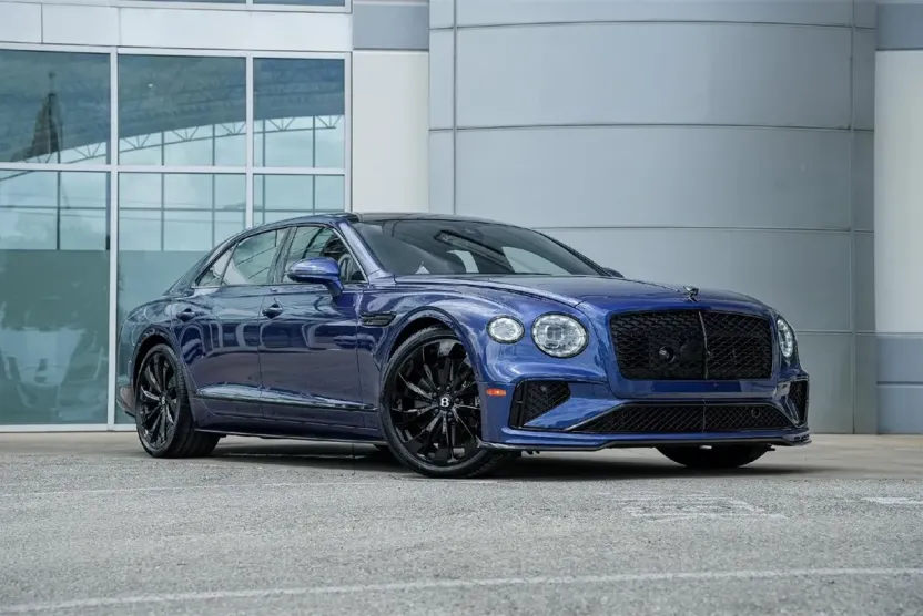 2025 Bentley Flying Spur photo 1