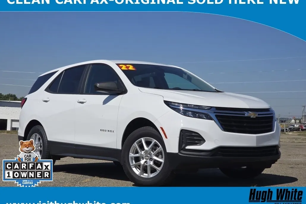 2022 Chevrolet Equinox LS photo 1