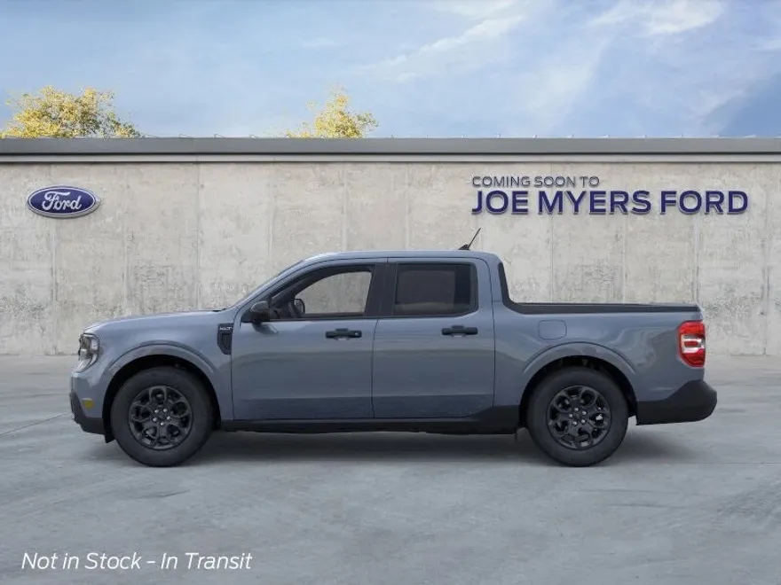 2025 Ford Maverick XLT photo 1