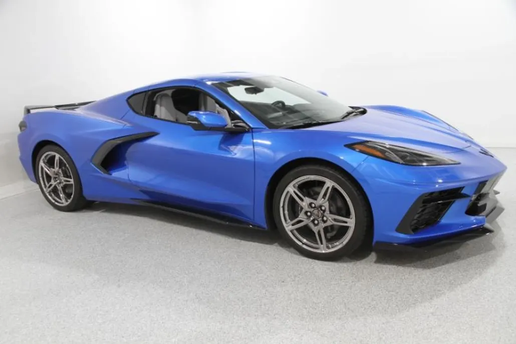 2025 Chevrolet Corvette 2LT photo 1