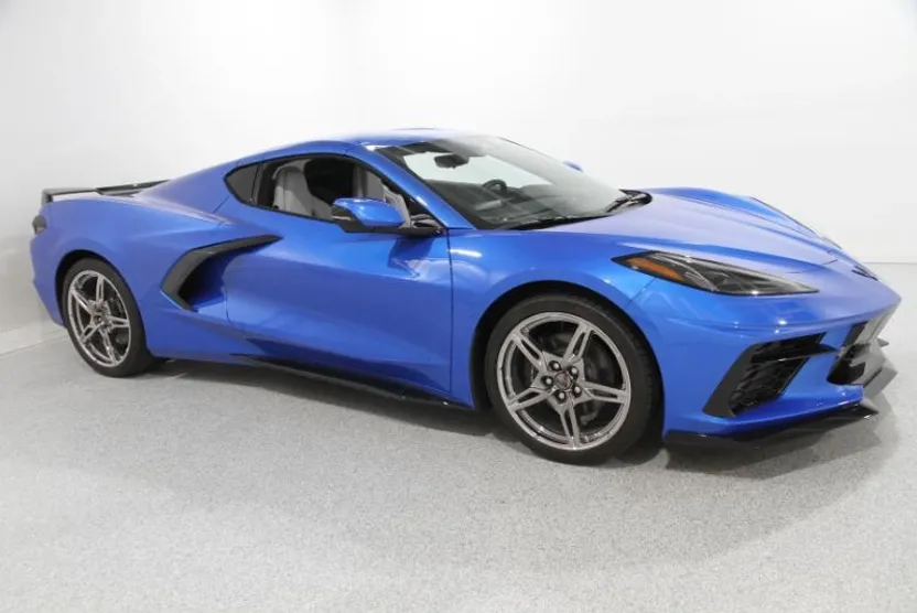 2025 Chevrolet Corvette 2LT photo 1