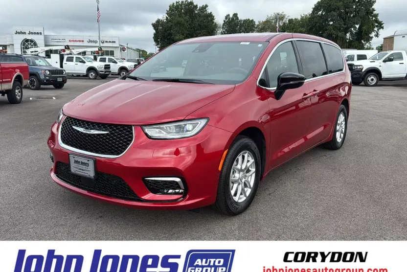 2026 Chrysler Pacifica photo 1