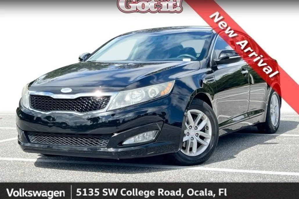 2013 Kia Optima LX photo 1