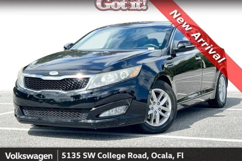 2013 Kia Optima LX photo 1
