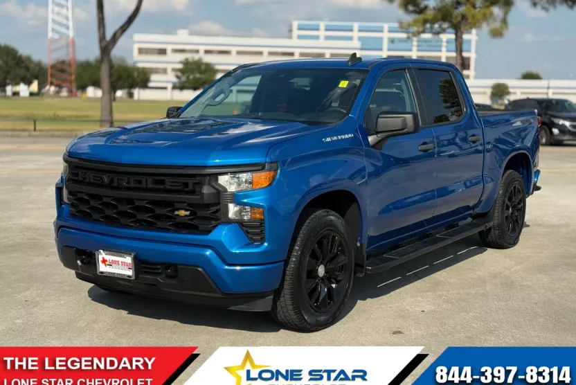 2022 Chevrolet Silverado 1500 Custom photo 1