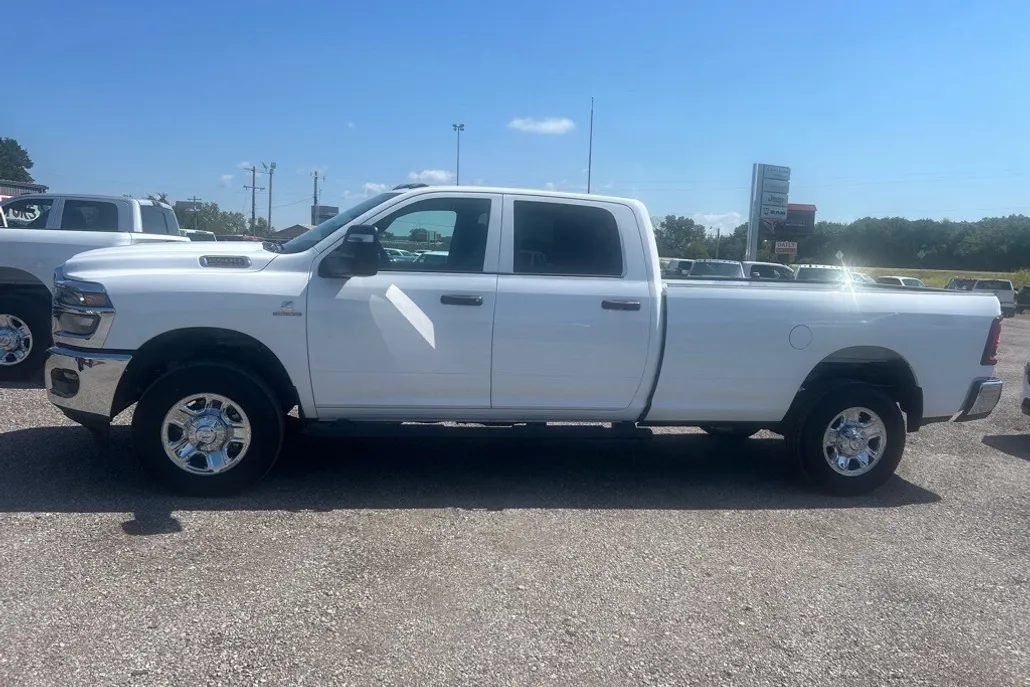 2026 Ram 2500 Tradesman photo 1