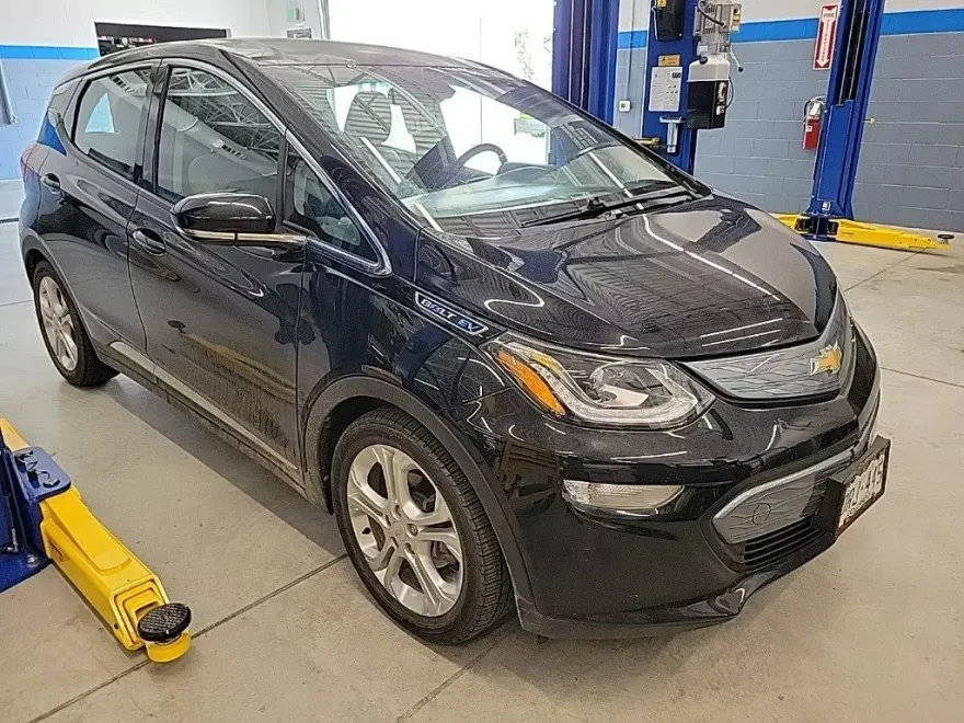 2017 Chevrolet Bolt EV photo 1