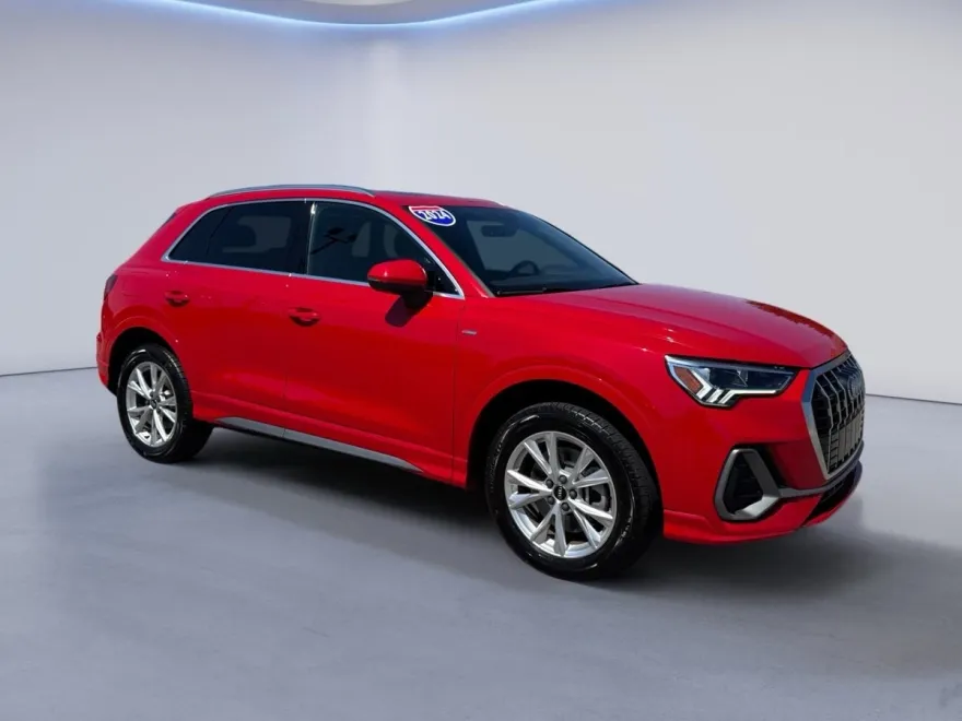 2024 Audi Q3 S line Premium 45 TFSI photo 1